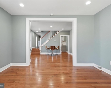 312 E Piccadilly Street - Photo Thumbnail 5