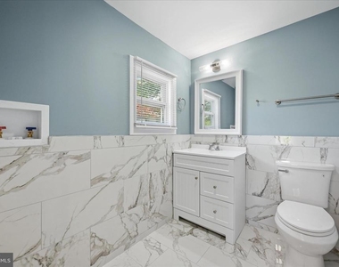 312 E Piccadilly Street - Photo Thumbnail 15