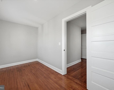 312 E Piccadilly Street - Photo Thumbnail 21
