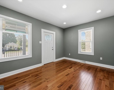312 E Piccadilly Street - Photo Thumbnail 6