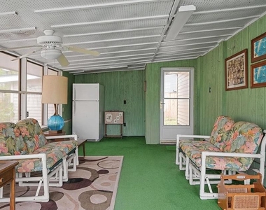 314 Lake Drive - Photo Thumbnail 2