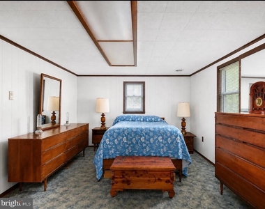 314 Lake Drive - Photo Thumbnail 9