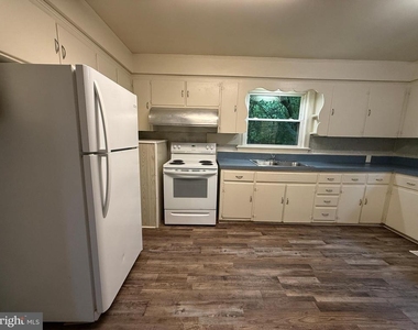 503 Pratt Street - Photo Thumbnail 10