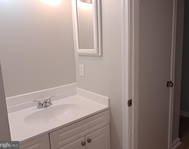 6010 Massaponax Drive - Photo Thumbnail 8