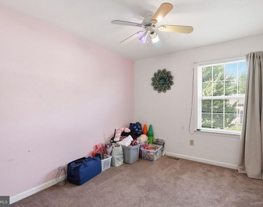 10106 S Fulton Drive - Photo Thumbnail 11