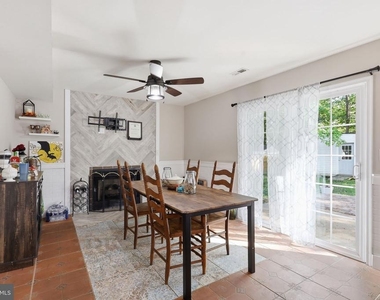 10106 S Fulton Drive - Photo Thumbnail 7