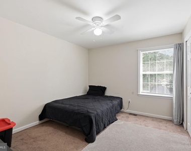 10106 S Fulton Drive - Photo Thumbnail 12