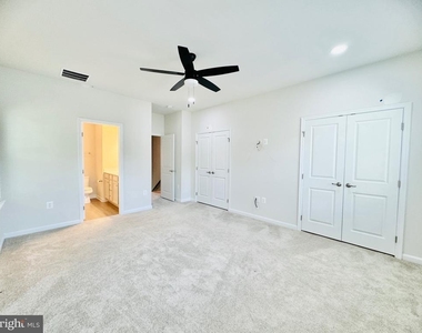 18374 Reaper Hill Court - Photo Thumbnail 16