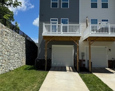 18374 Reaper Hill Court - Photo Thumbnail 1