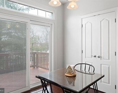 13340 Colchester Ferry Place - Photo Thumbnail 14