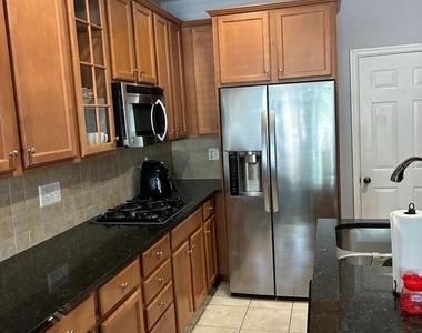 9532 Walker Way - Photo Thumbnail 3