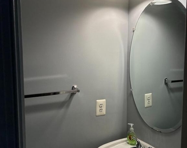 9532 Walker Way - Photo Thumbnail 4