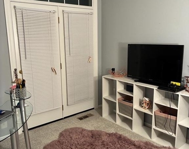 9532 Walker Way - Photo Thumbnail 19