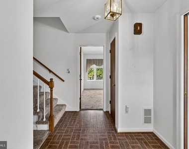 40297 Braddock Road - Photo Thumbnail 19