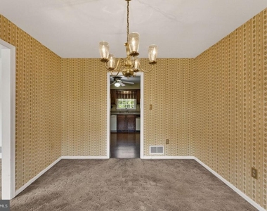 40297 Braddock Road - Photo Thumbnail 12