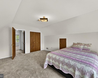 40297 Braddock Road - Photo Thumbnail 21