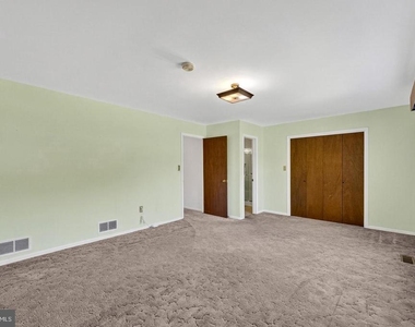 40297 Braddock Road - Photo Thumbnail 25