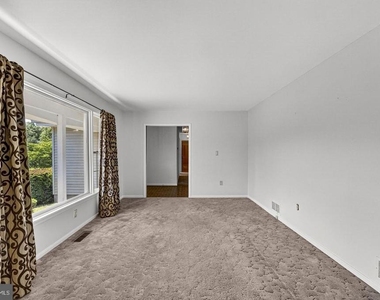 40297 Braddock Road - Photo Thumbnail 5