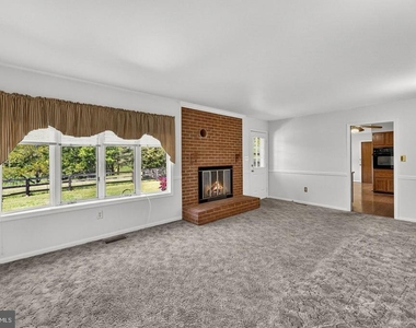 40297 Braddock Road - Photo Thumbnail 2