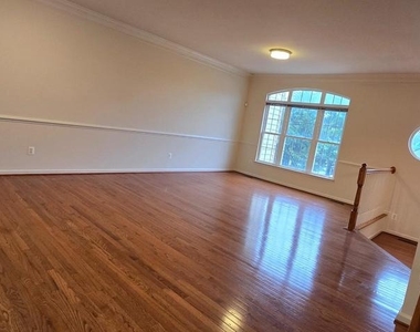 22614 Welborne Manor Square - Photo Thumbnail 21