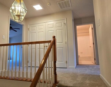 22614 Welborne Manor Square - Photo Thumbnail 23