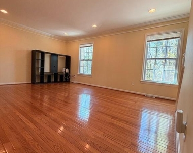 9115 Barrick Street - Photo Thumbnail 2