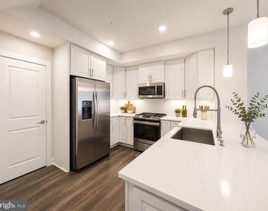 12843 Milling Stone Terrace - Photo Thumbnail 2