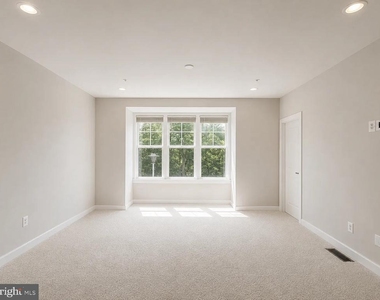 12843 Milling Stone Terrace - Photo Thumbnail 10