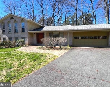 8523 Tysons Court - Photo Thumbnail 1