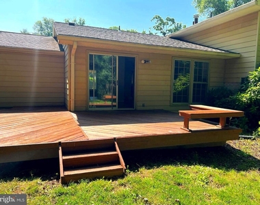 8523 Tysons Court - Photo Thumbnail 12