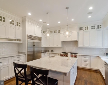 6801 Danforth Street - Photo Thumbnail 5