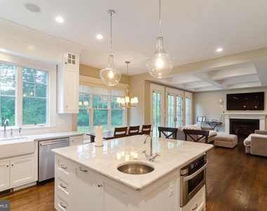 6801 Danforth Street - Photo Thumbnail 6