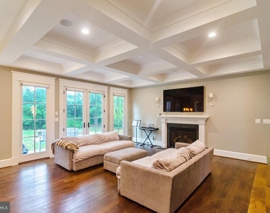 6801 Danforth Street - Photo Thumbnail 9