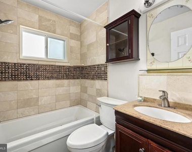 609 Jefferson Street - Photo Thumbnail 2
