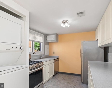 609 Jefferson Street - Photo Thumbnail 3