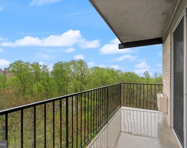 3245 Rio Drive - Photo Thumbnail 11