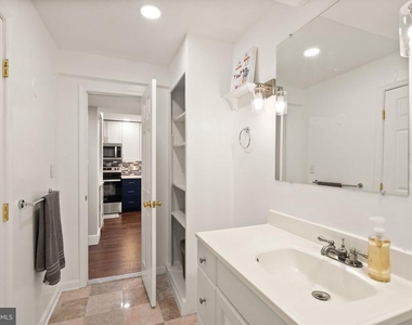 3245 Rio Drive - Photo Thumbnail 18