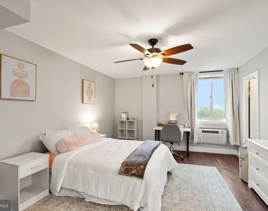 3245 Rio Drive - Photo Thumbnail 13