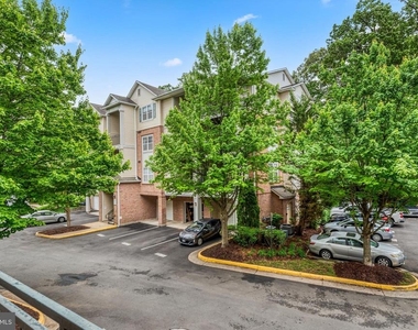 12120 Garden Ridge Lane - Photo Thumbnail 2