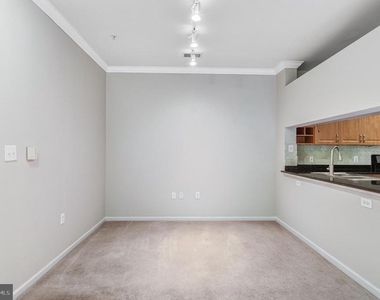12120 Garden Ridge Lane - Photo Thumbnail 21