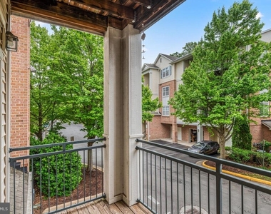 12120 Garden Ridge Lane - Photo Thumbnail 4