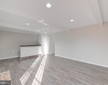 10332 Mockingbird Pond Court - Photo Thumbnail 33
