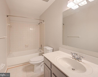 10332 Mockingbird Pond Court - Photo Thumbnail 26