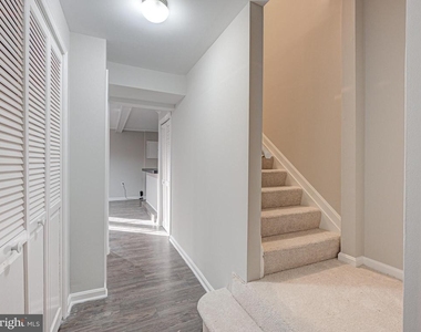 10332 Mockingbird Pond Court - Photo Thumbnail 28