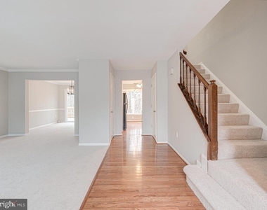 10332 Mockingbird Pond Court - Photo Thumbnail 2