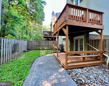 10332 Mockingbird Pond Court - Photo Thumbnail 37
