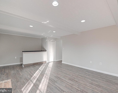 10332 Mockingbird Pond Court - Photo Thumbnail 31
