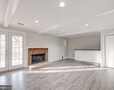 10332 Mockingbird Pond Court - Photo Thumbnail 30
