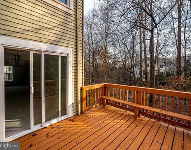 10332 Mockingbird Pond Court - Photo Thumbnail 13