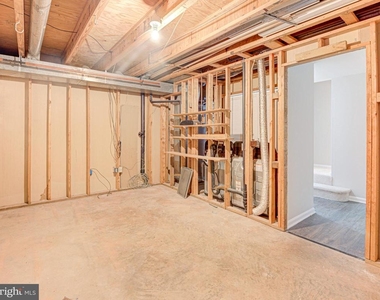 10332 Mockingbird Pond Court - Photo Thumbnail 35